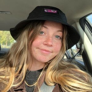 Meet your Posher, Grace